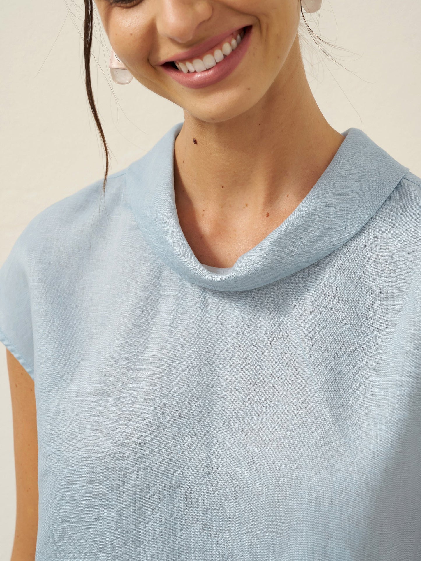 100% Linen Cap Sleeve Soft-Fold Collar Top YVONNE